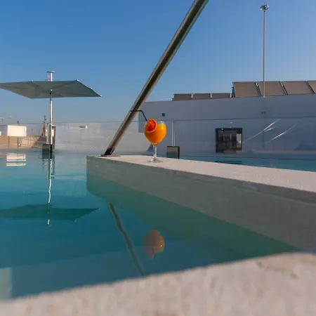 Szálloda Macia Kubb Sevilla