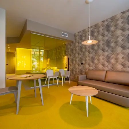 Hotel Macia Kubb Seville