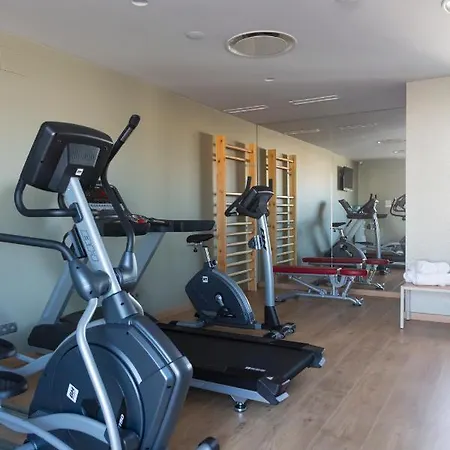 Otel Macià Kubb Sevilla