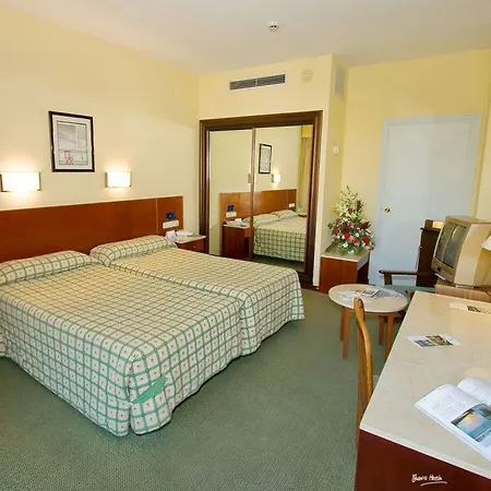 Otel Macià Kubb 4*