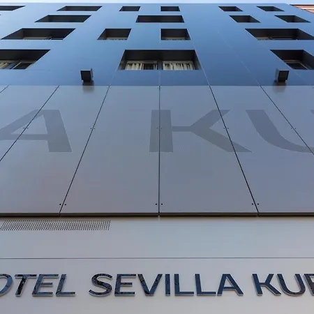Otel Macià Kubb